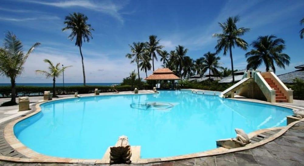 Parai Beach Resort & Spa - Bangka Parai Tenggiri Exterior photo